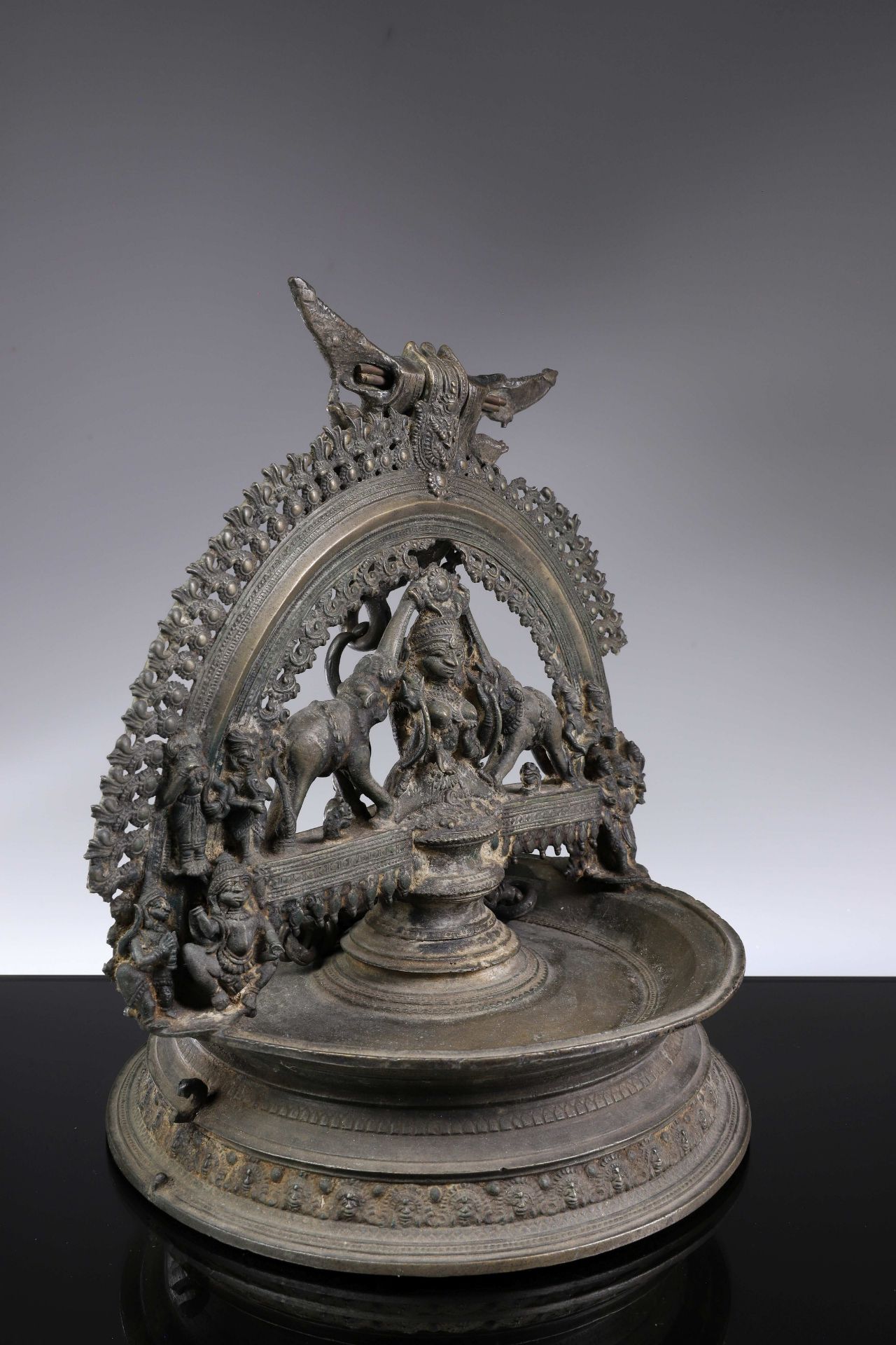 LAMP DEPICTING GAJALAKSHMI - Image 2 of 9