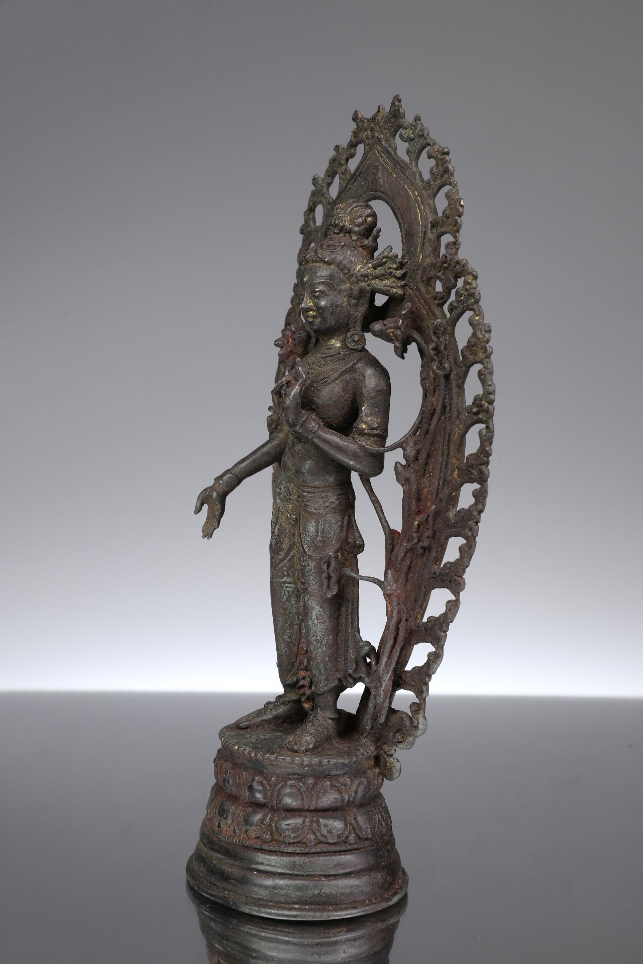 STANDING TARA - Image 4 of 6