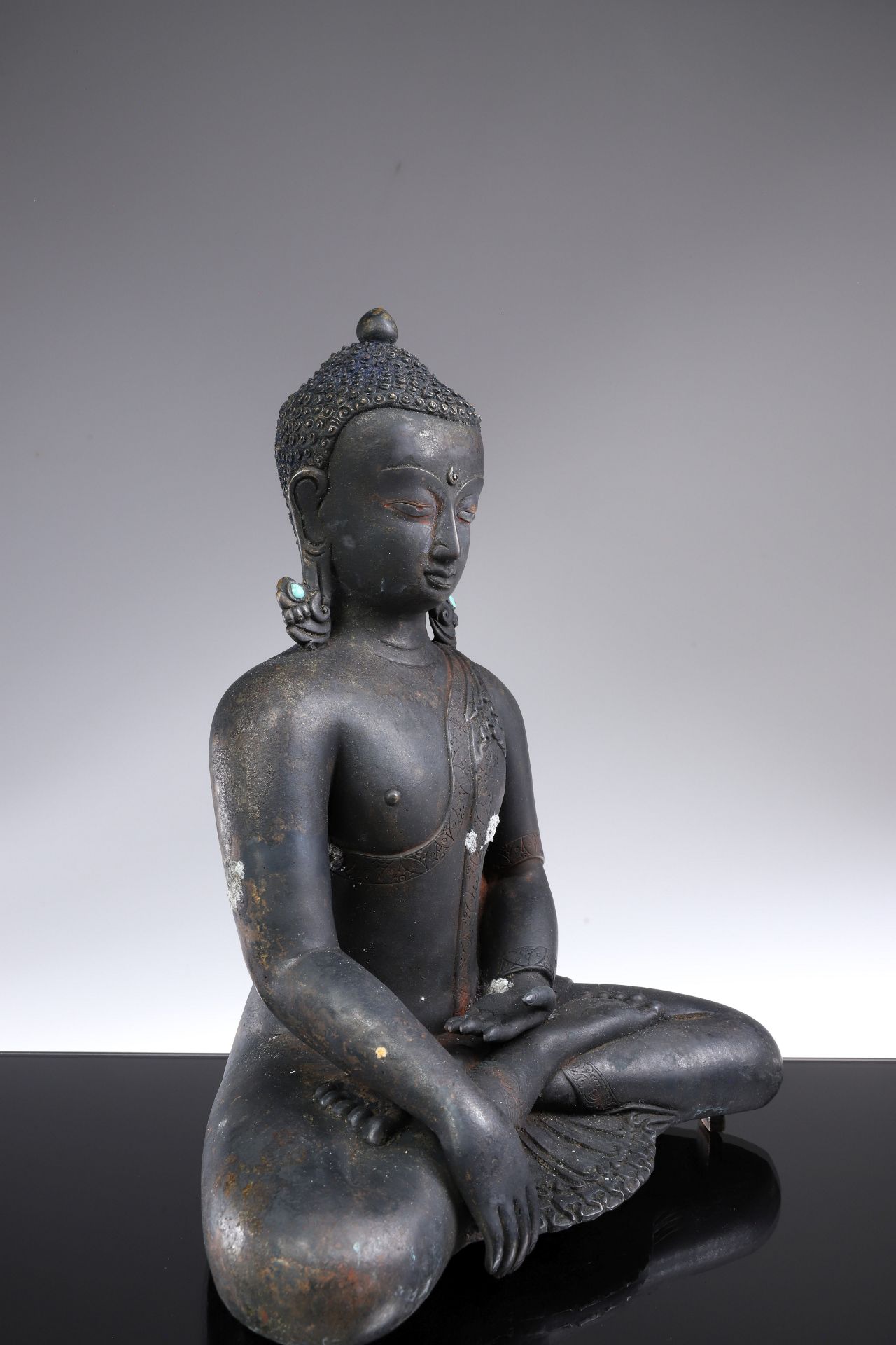 SEATED BUDDHA - Image 2 of 8