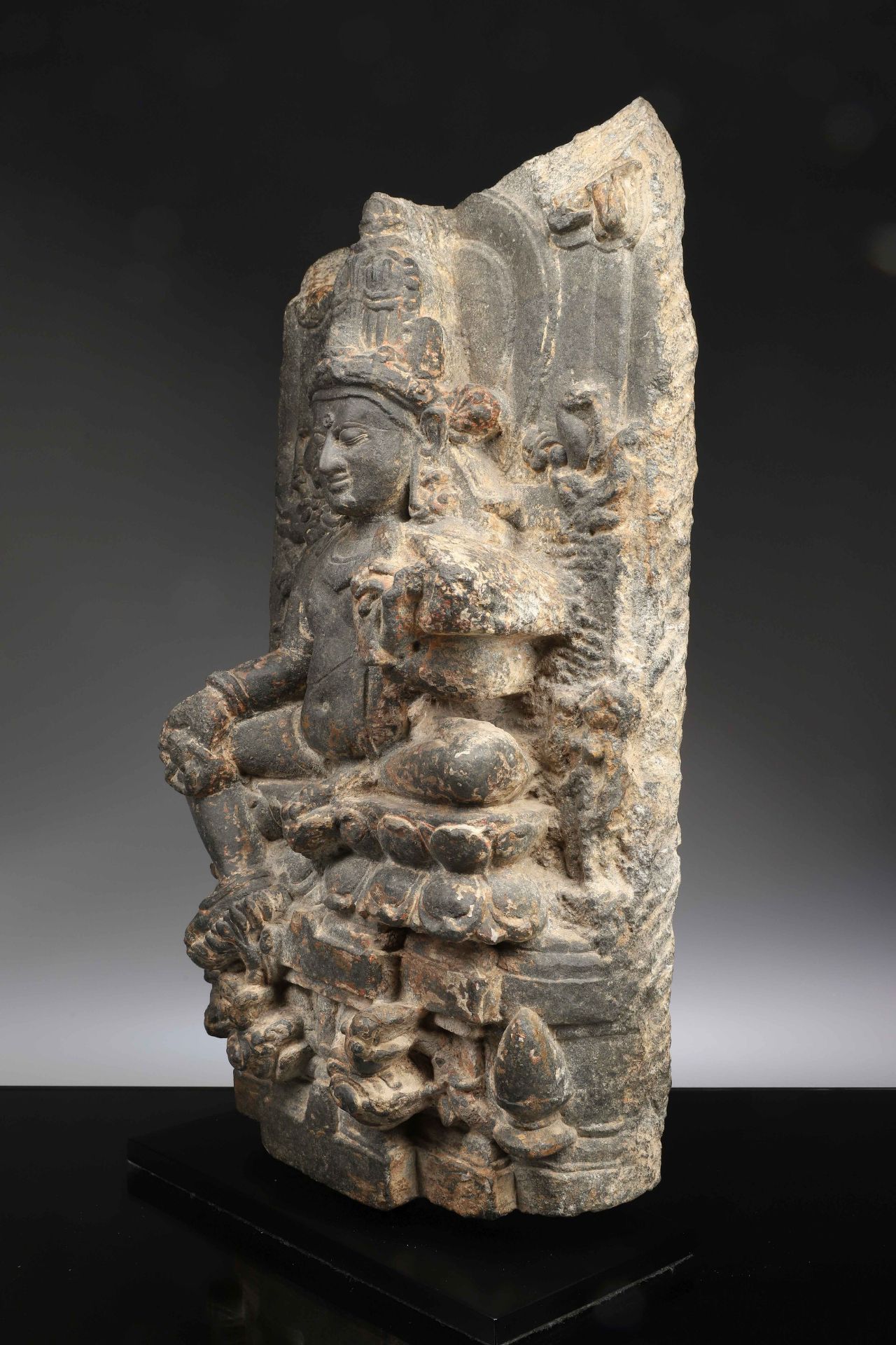 PANEEL DEPICTING JAMBHALA - Image 4 of 6