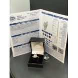 18k WHITE GOLD 0.65ct WITH 0.47ct DIAMOND RING