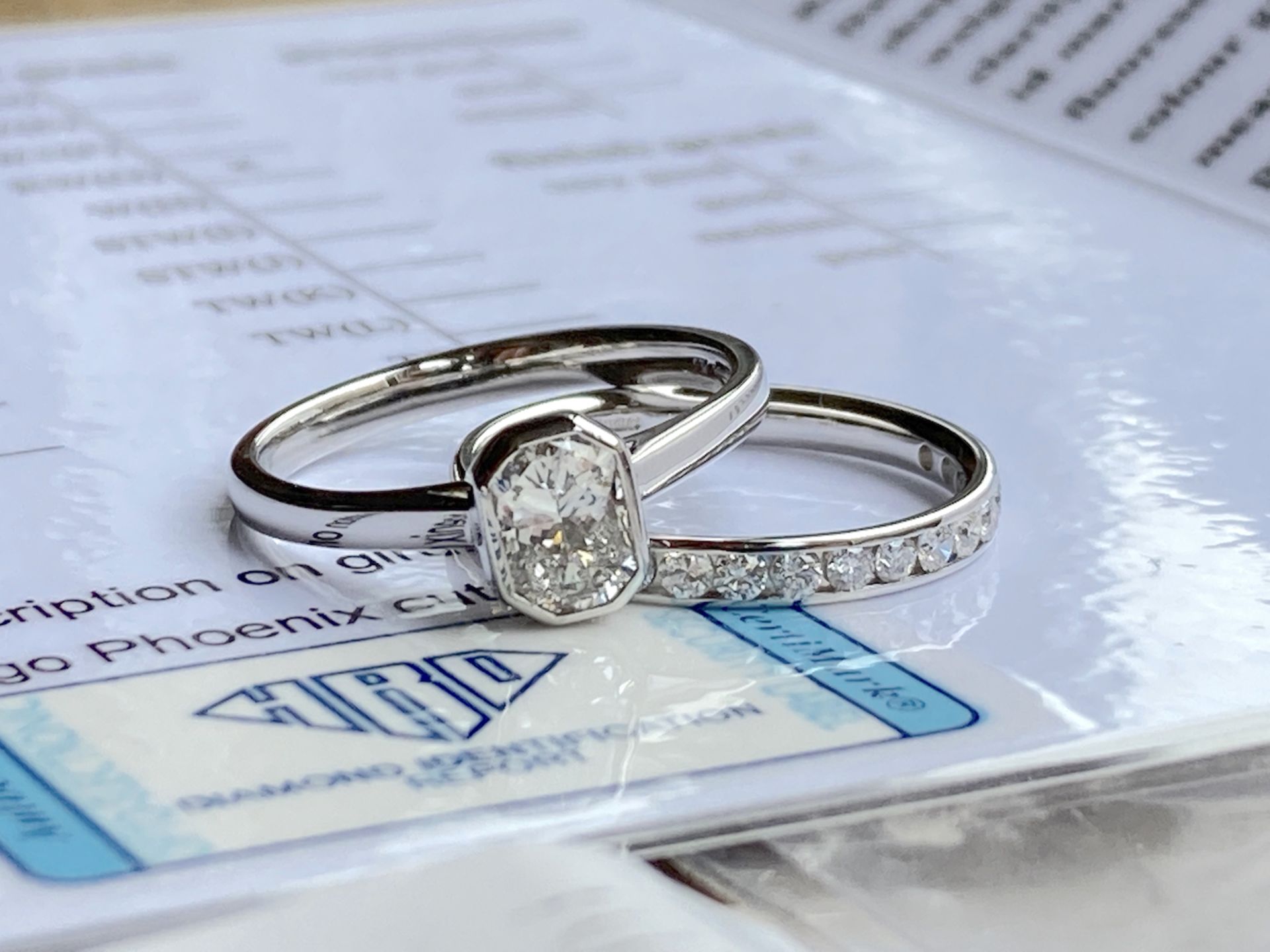 Beautiful Platinum Diamond Ring Set - Solitaire (VVS1) & Band Over 1ct Total (£7,937 Valuation) - Image 21 of 32