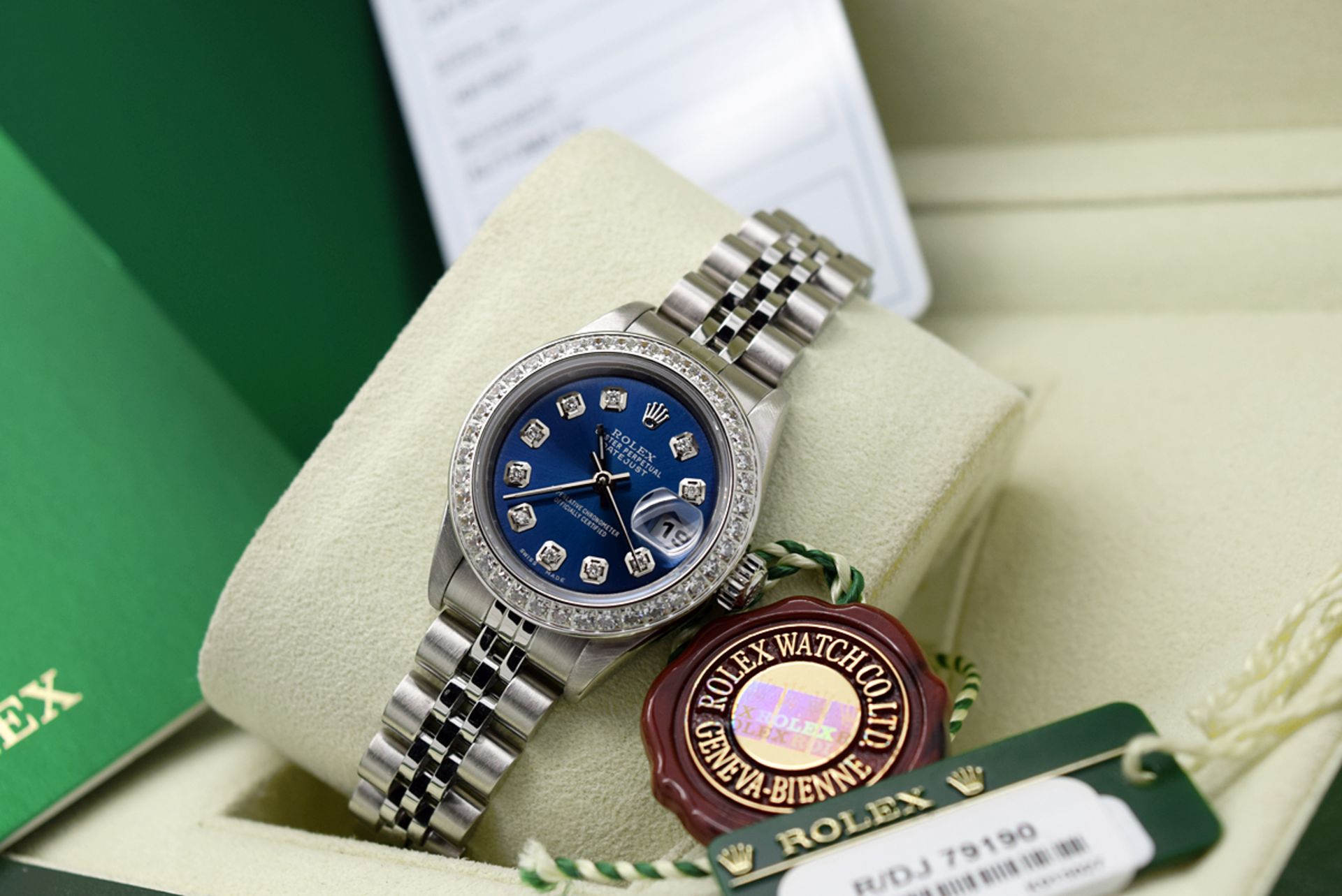 Ladies Rolex Datejust 26mm (Navy Blue Diamond Dial) with Boxset and Authenticity Card - Image 2 of 11