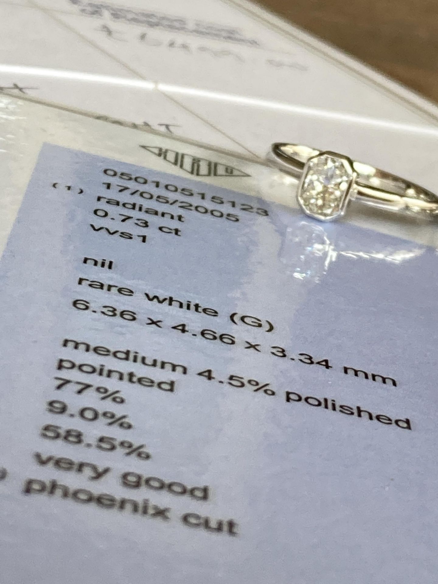 Beautiful Platinum Diamond Ring Set - Solitaire (VVS1) & Band Over 1ct Total (£7,937 Valuation) - Image 24 of 32