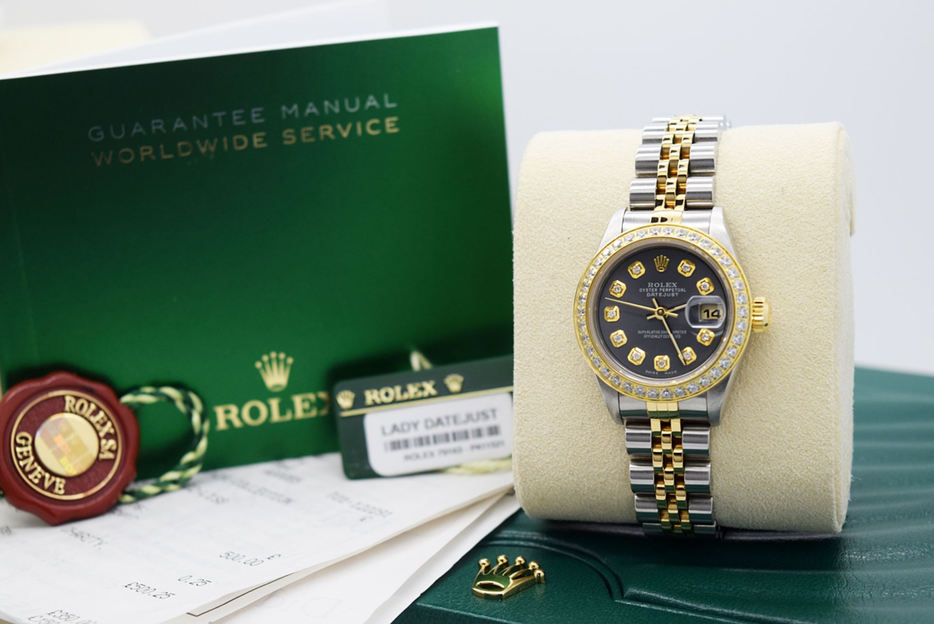 Ladies Rolex Datejust 26' 18k Gold & Stainless Steel (Grey Diamond Dial) Boxset and Service Receipts - Image 9 of 11