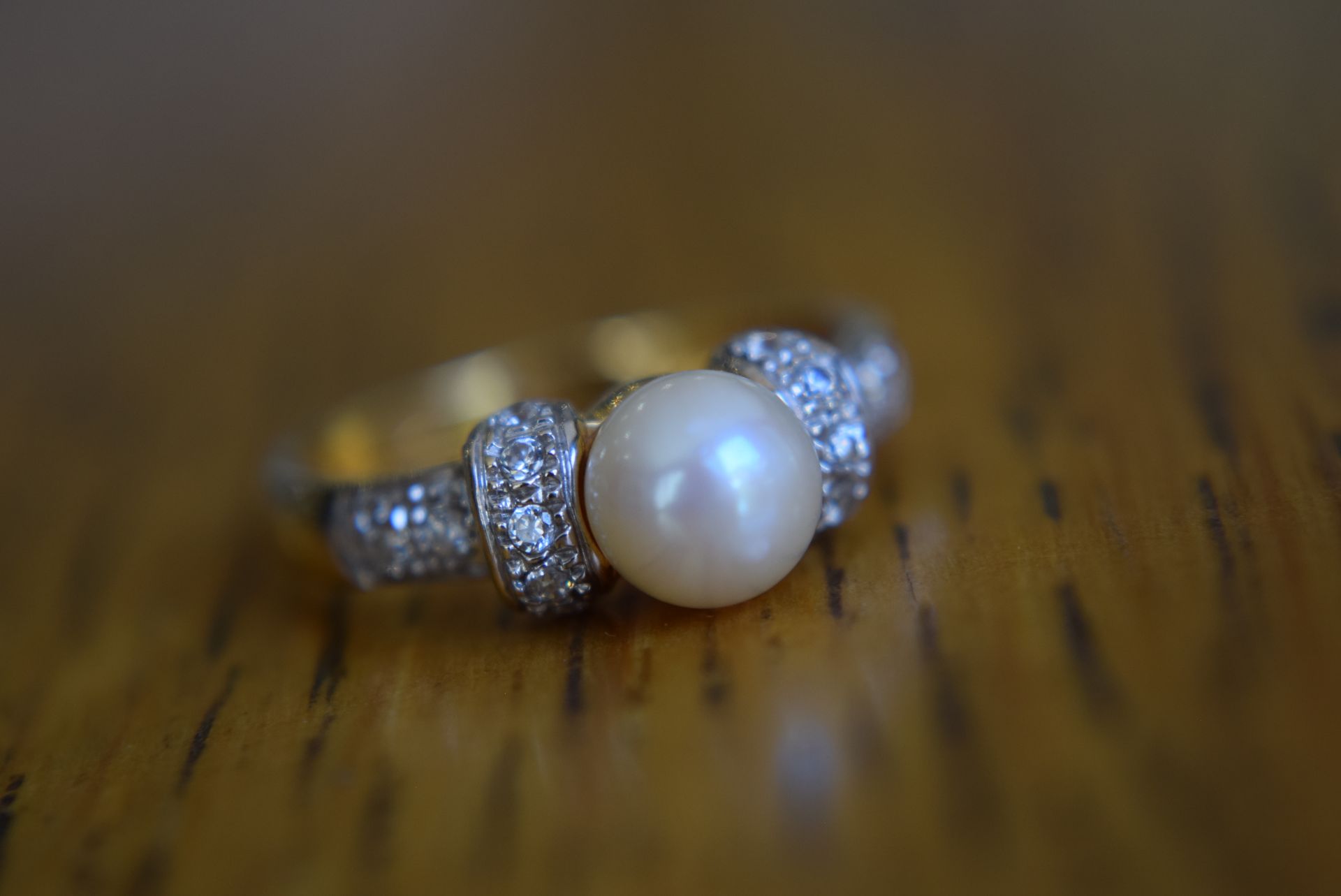 18k Gold Pearl & Diamond Ring (Size O) - Image 3 of 5