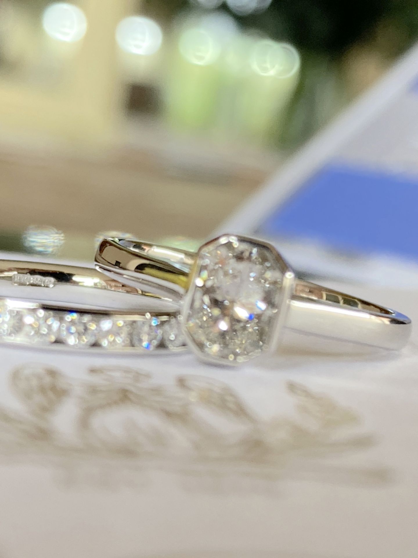 Beautiful Platinum Diamond Ring Set - Solitaire (VVS1) & Band Over 1ct Total (£7,937 Valuation) - Image 29 of 32