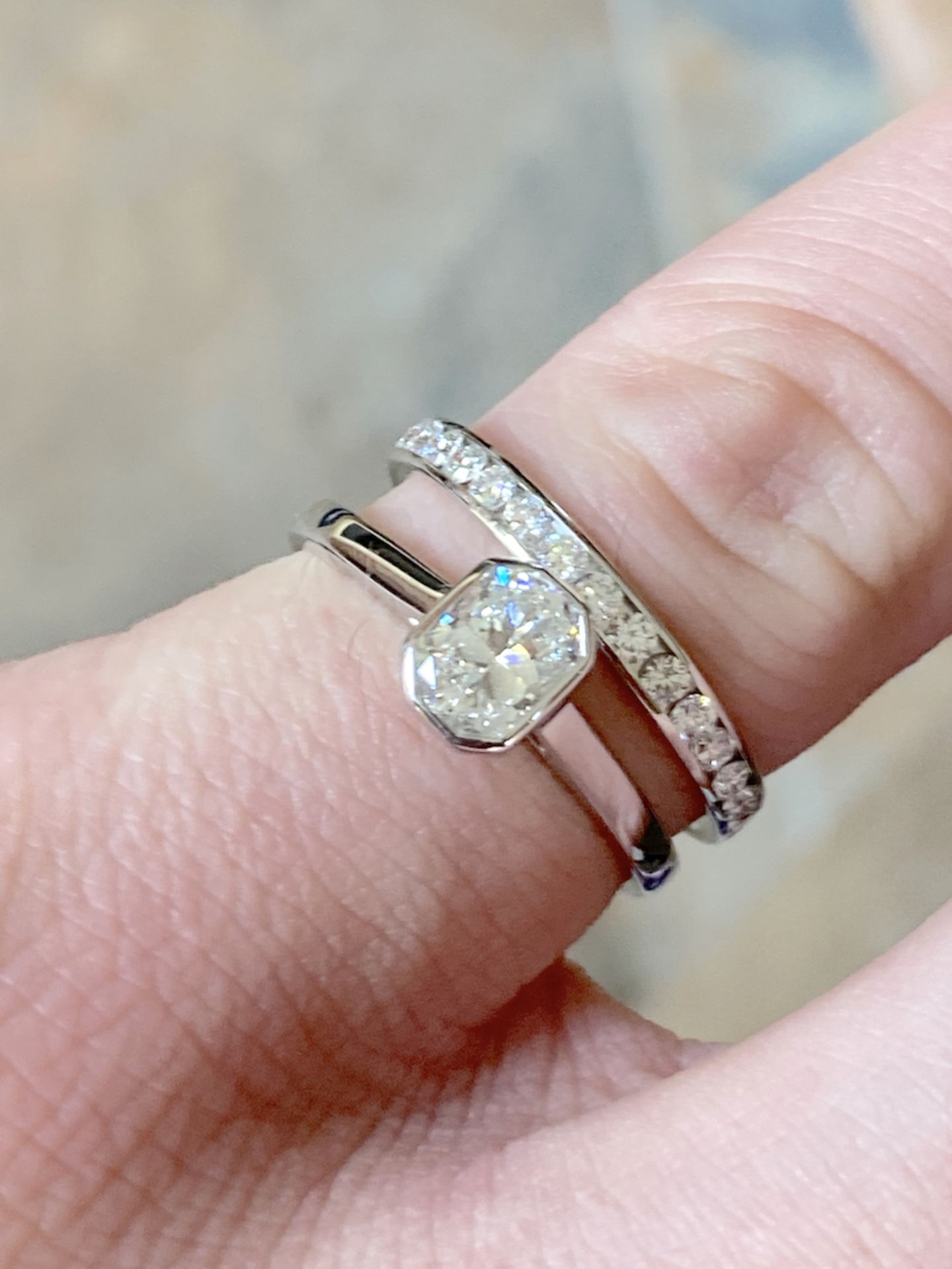 Beautiful Platinum Diamond Ring Set - Solitaire (VVS1) & Band Over 1ct Total (£7,937 Valuation) - Image 20 of 32