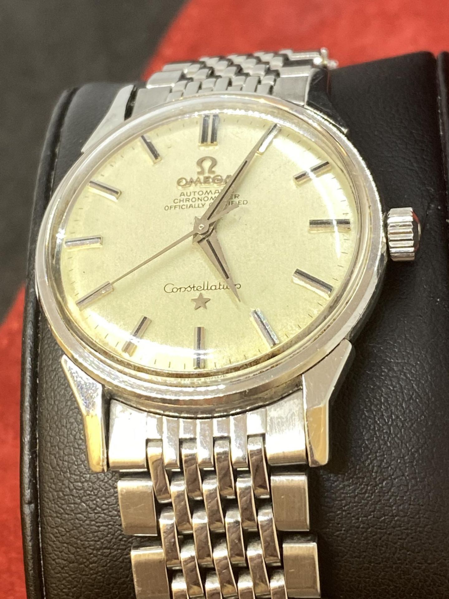 OMEGA AUTOMATIC CHRONOMETER WATCH