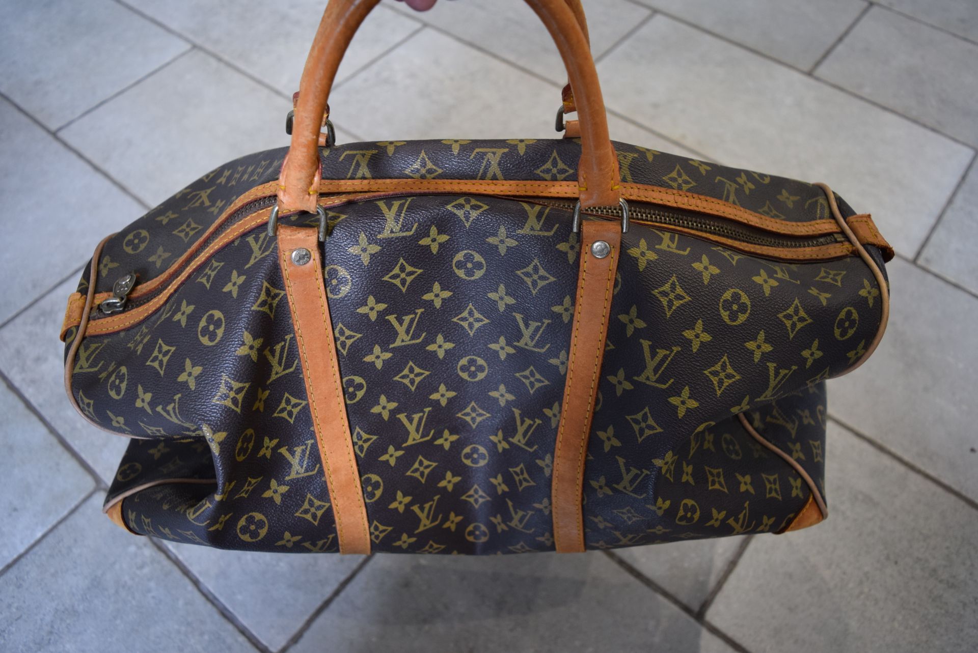 Bag/ Holdall Marked Louis Vuitton