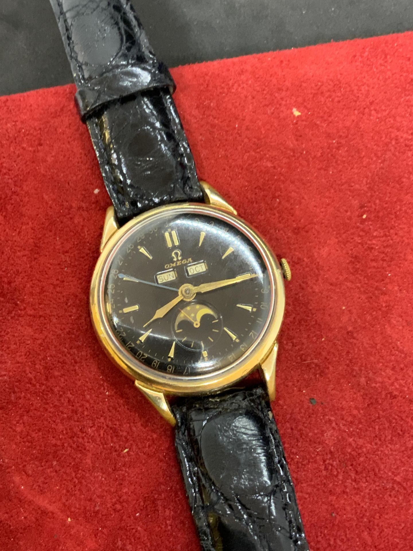 OMEGA MOONPHASE WATCH