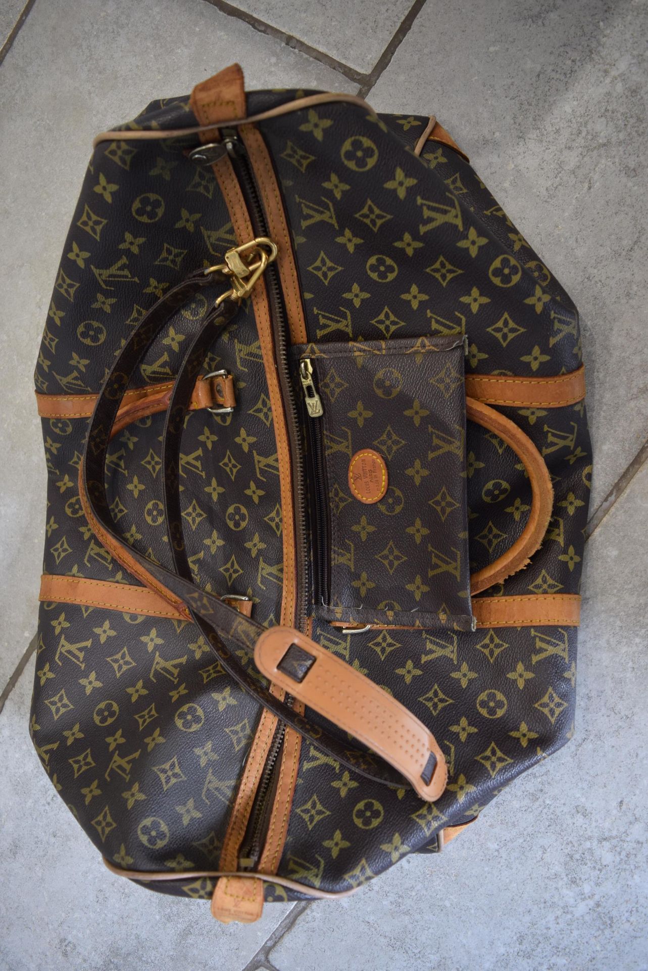 Bag/ Holdall Marked Louis Vuitton - Image 5 of 7