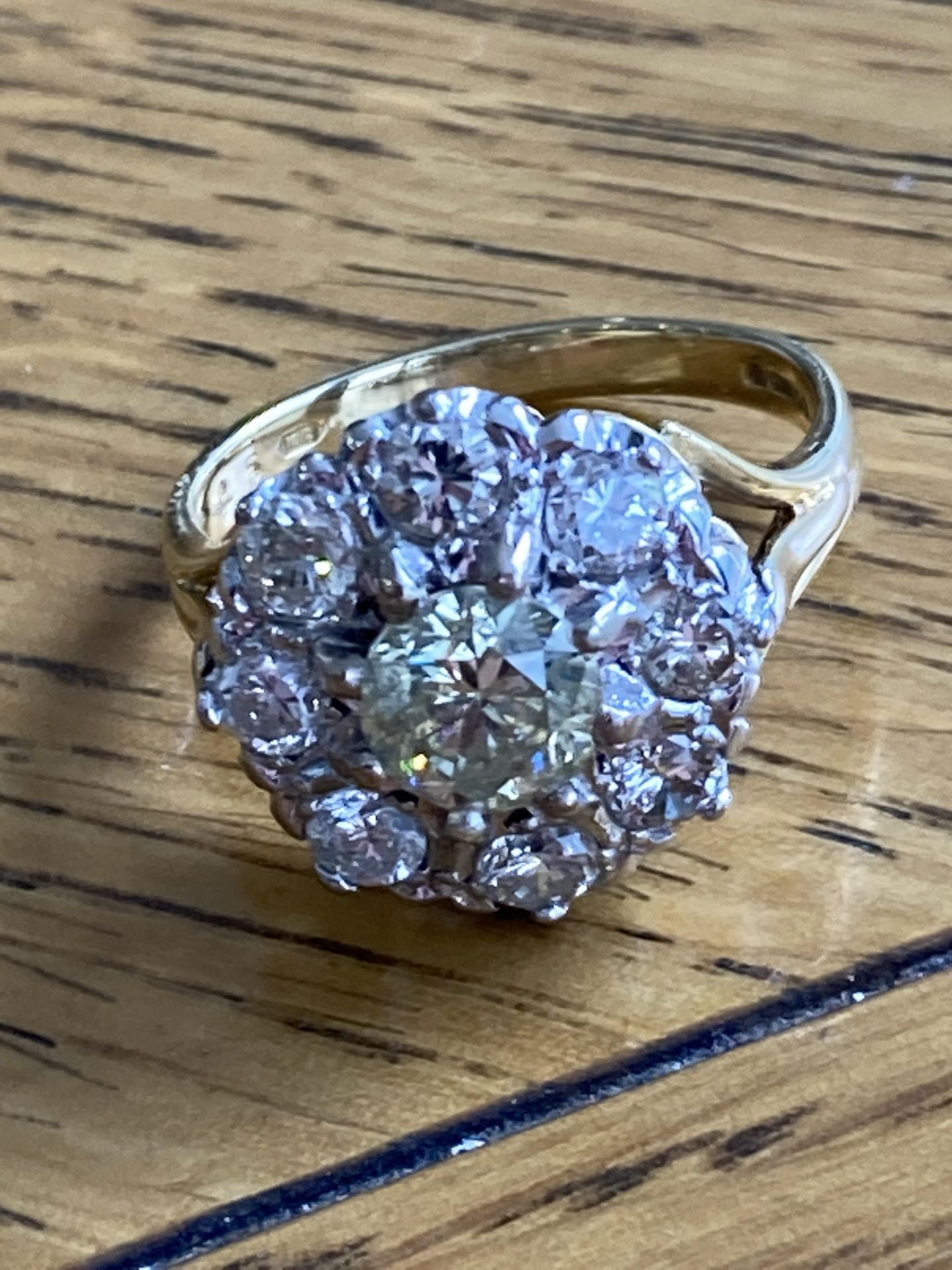 18k Gold & Diamond Ring Approx 1.3ct Total - Appears Fancy Yellow Centre Stone (Size: N) - Image 9 of 9