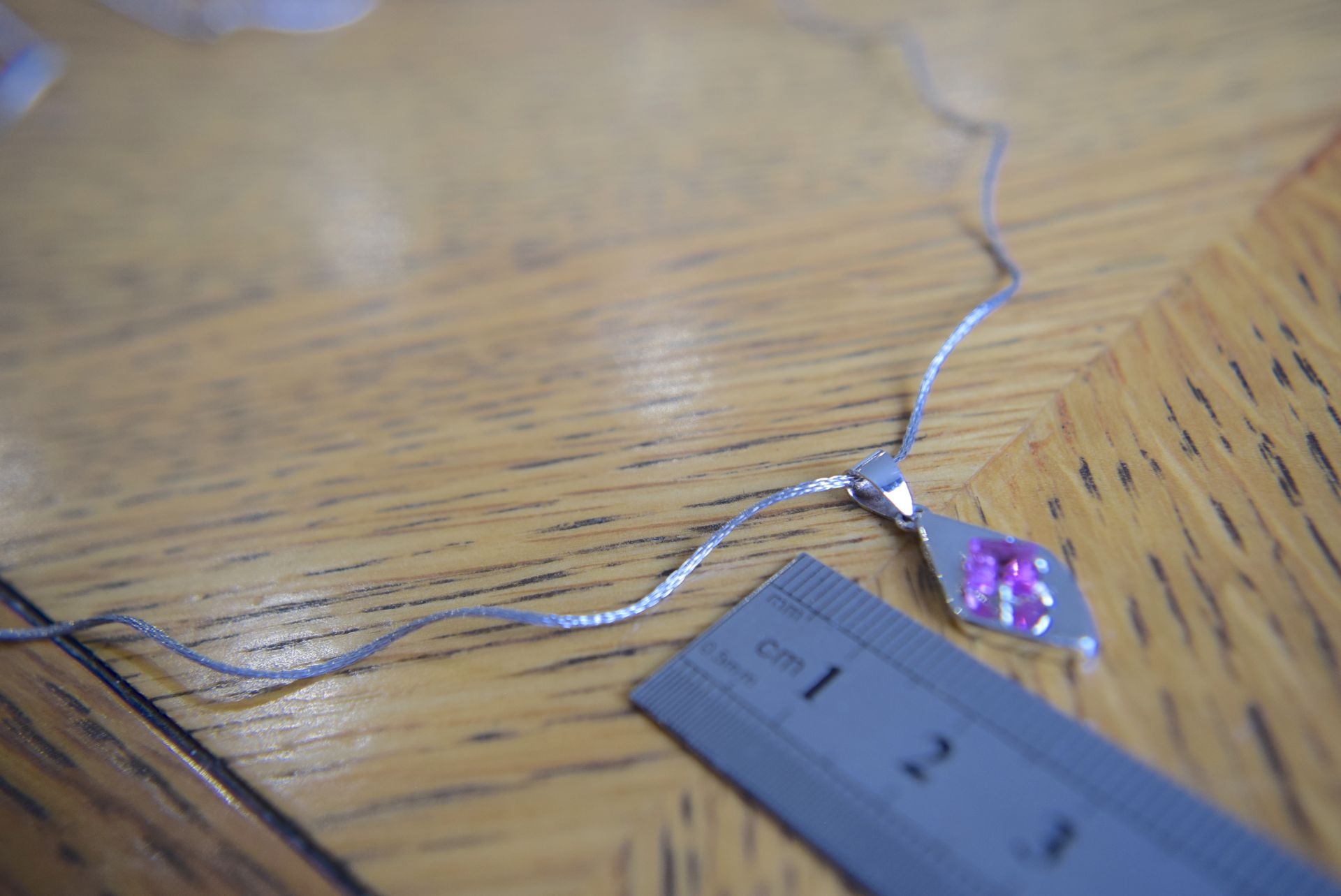 White Gold Necklace & Pink Sapphire Pendant - Image 2 of 3