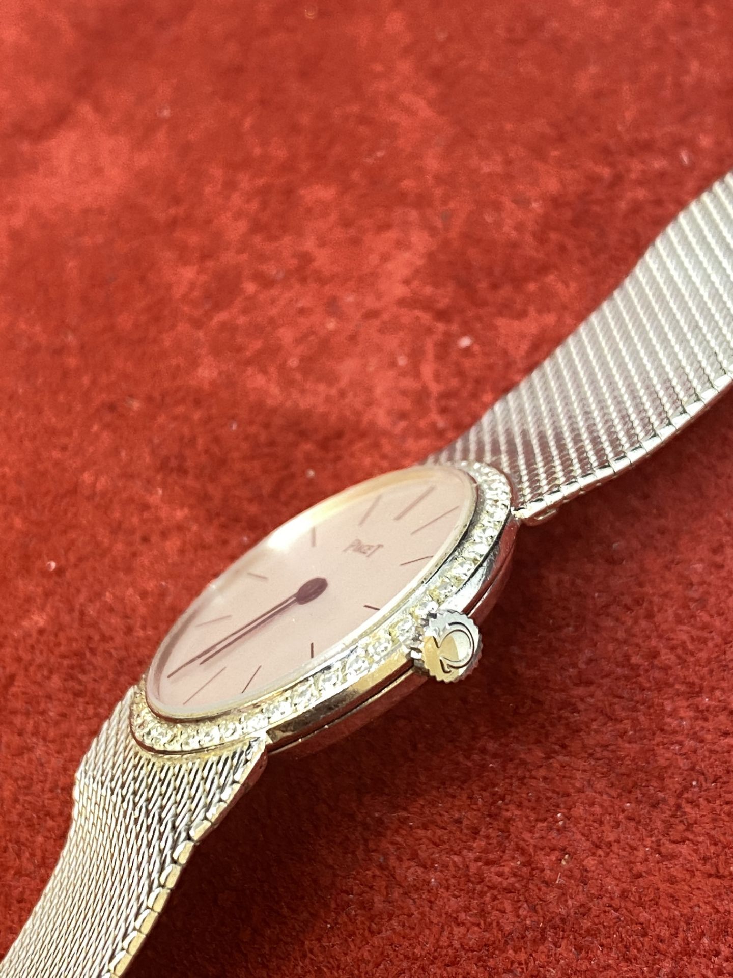 18k GOLD DIAMOND SET PIAGET WATCH - Image 8 of 8