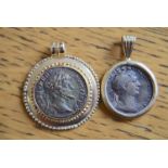 2x Roman Gold 18k Pendants