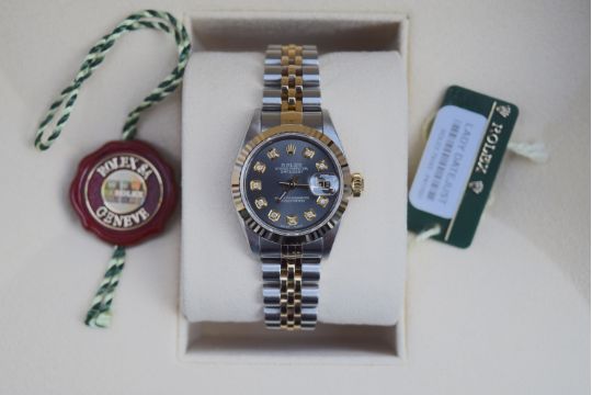 Ladies Rolex Datejust 26' 18k Gold & Stainless Steel (Grey Diamond Dial) Boxset and Service Receipts - Image 2 of 23