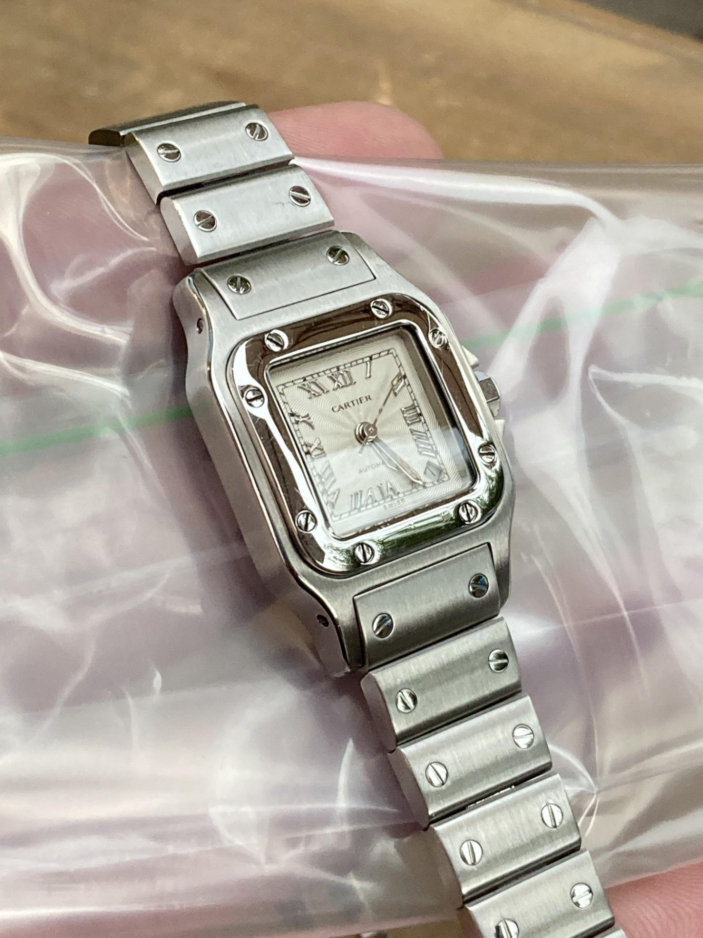 CARTIER SANTOS 24MM, STAINLESS STEEL, SILVER GUILLOCHE DIAL - Image 2 of 9