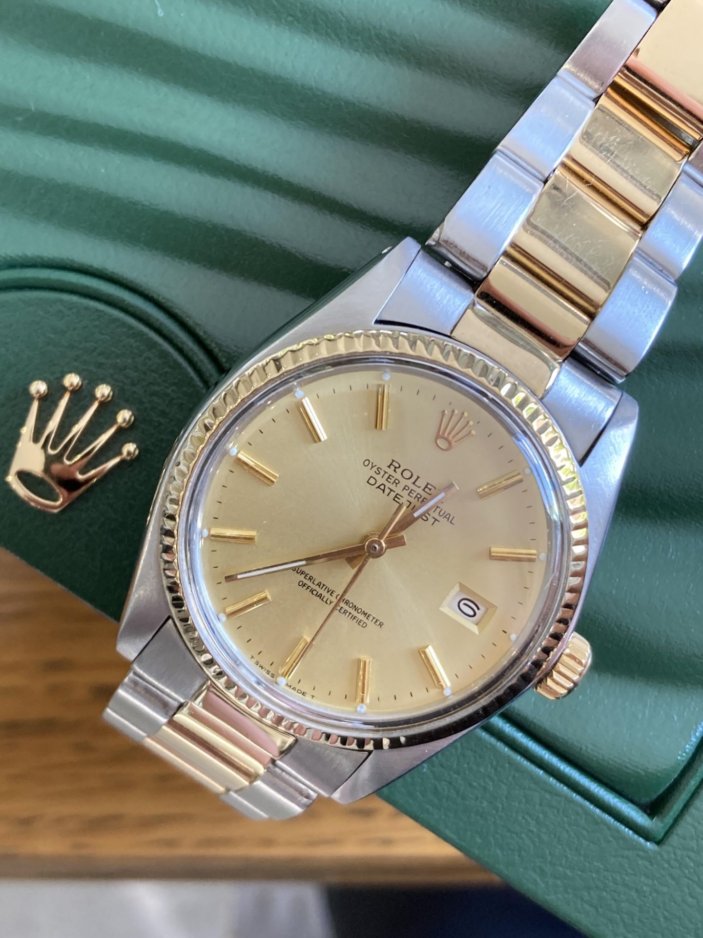 ROLEX DATEJUST 36MM, BIMETAL STAINLESS STEEL & 18CT YELLOW GOLD, CHAMPAGNE DIAL - BOX NOT INCLUDED - Image 2 of 11