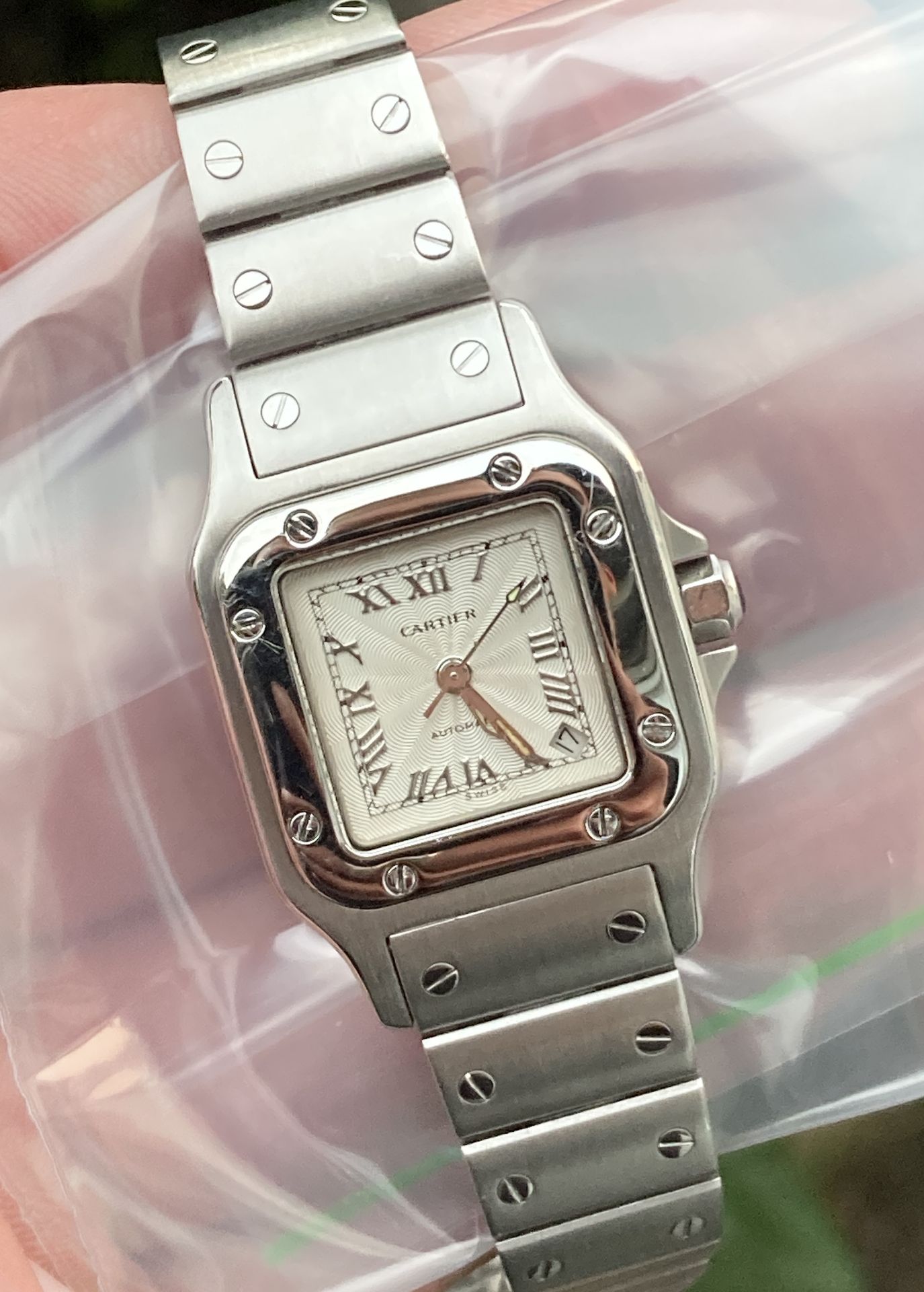 CARTIER SANTOS 24MM, STAINLESS STEEL, SILVER GUILLOCHE DIAL