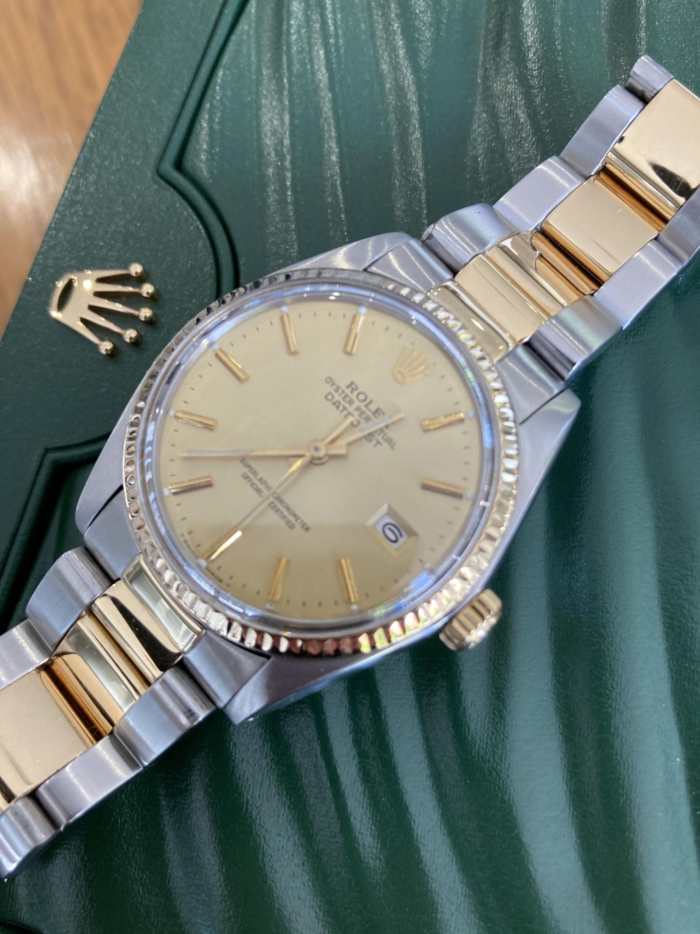 ROLEX DATEJUST 36MM, BIMETAL STAINLESS STEEL & 18CT YELLOW GOLD, CHAMPAGNE DIAL - BOX NOT INCLUDED - Image 3 of 11