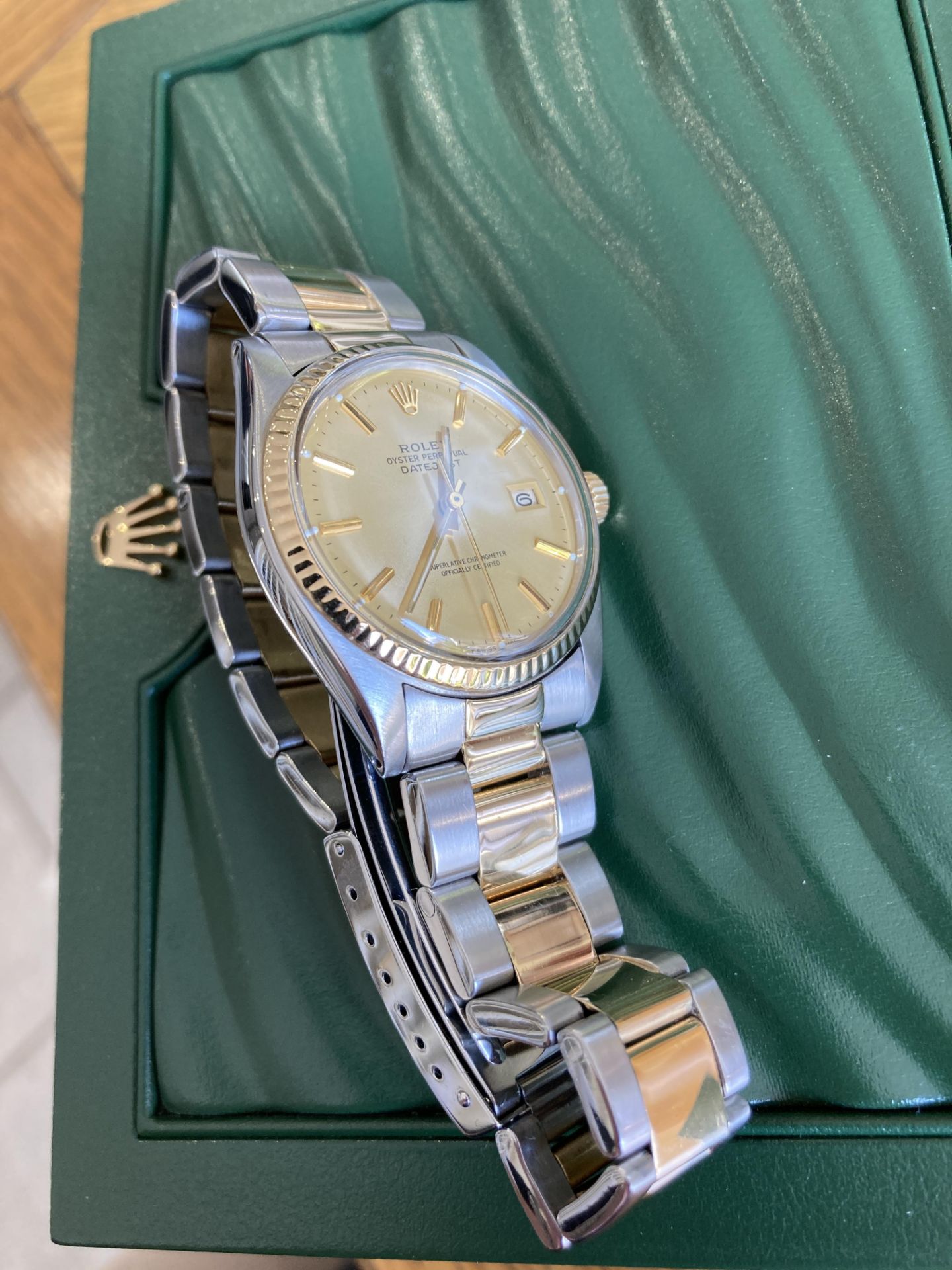 ROLEX DATEJUST 36MM, BIMETAL STAINLESS STEEL & 18CT YELLOW GOLD, CHAMPAGNE DIAL - BOX NOT INCLUDED - Image 6 of 11