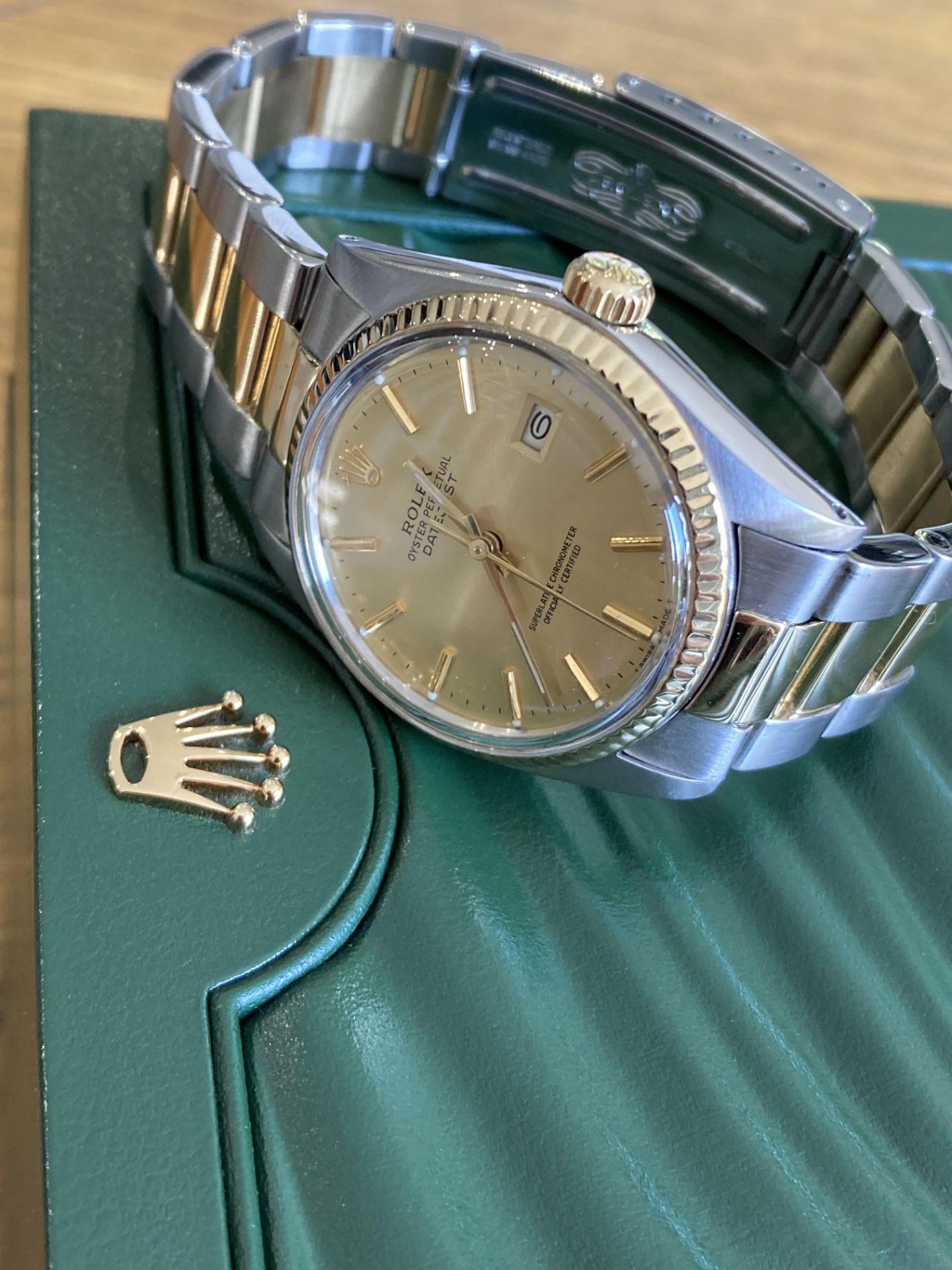 ROLEX DATEJUST 36MM, BIMETAL STAINLESS STEEL & 18CT YELLOW GOLD, CHAMPAGNE DIAL - BOX NOT INCLUDED - Image 7 of 11