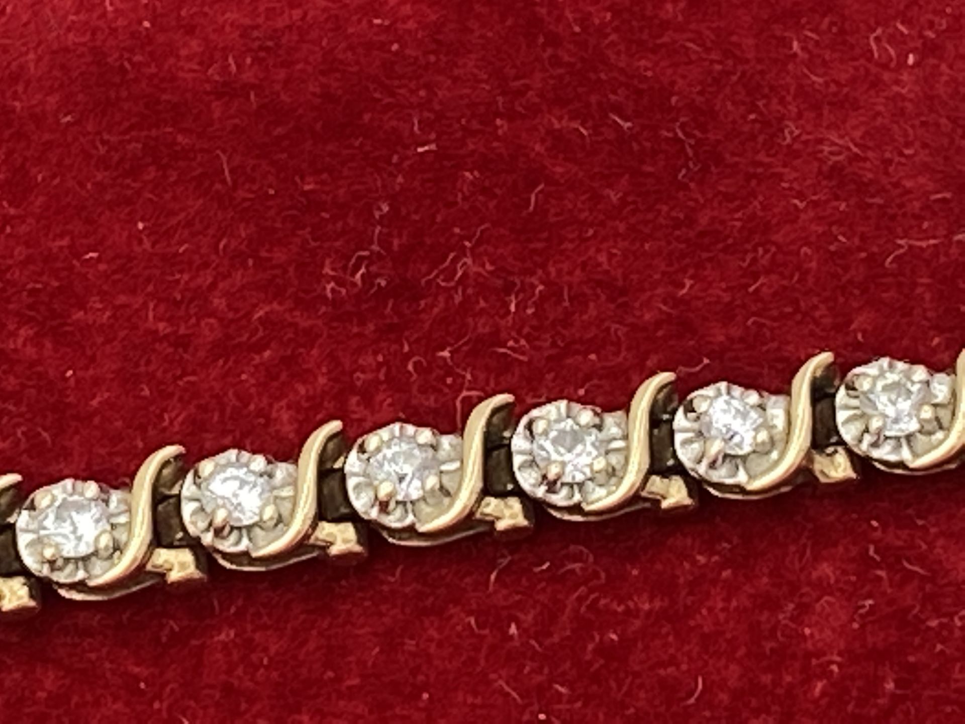 9ct GOLD APPROX 1.00ct DIAMOND TENNIS BRACELET - Image 2 of 4