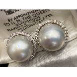 18CT WHITE GOLD SOUTHSEA PEARL & DIAMOND EAR STUDS - 4.7G