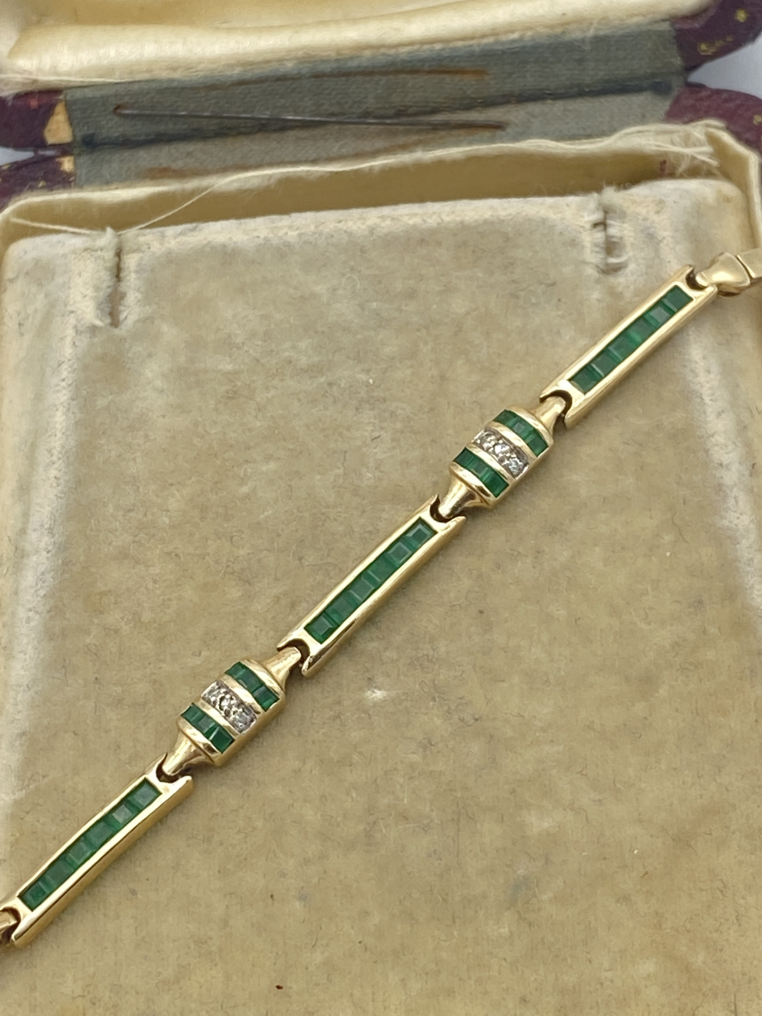 ART DECO STYLE 9ct GOLD EMERALD & DIAMOND BRACELET