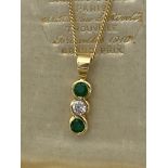 18ct GOLD EMERALD & DIAMOND PENDANT & CHAIN