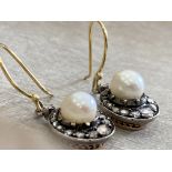 ANTIQUE GOLD / PEARL EARRINGS - 6.1G WEIGHT