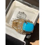 19G 18CT YELLOW GOLD TURQUOISE & DIAMOND COCKTAIL RING