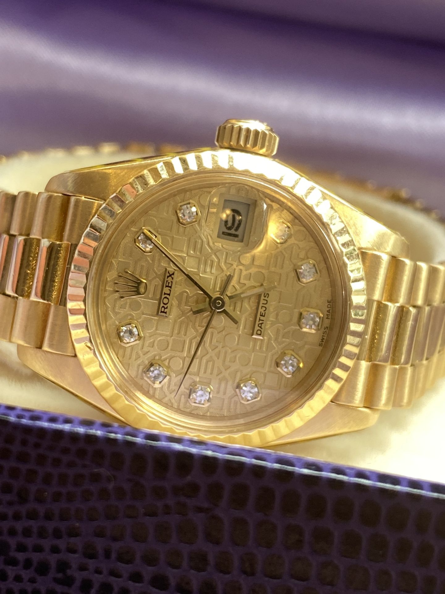 18CT GOLD LADIES ROLEX WITH DIAMOND DIAL WITH RECEIPT - Image 11 of 13