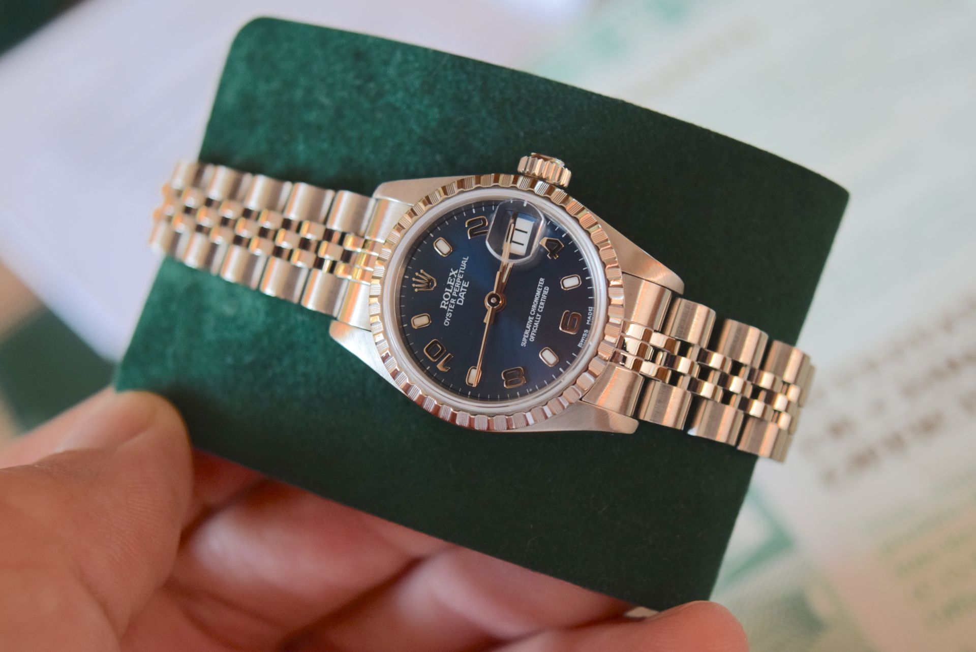 ROLEX DATEJUST - LADIES, BLUE DIAL/ JUBILEE MODEL - *ORIGINAL FULL SET & CERTIFICATE* - Image 4 of 25