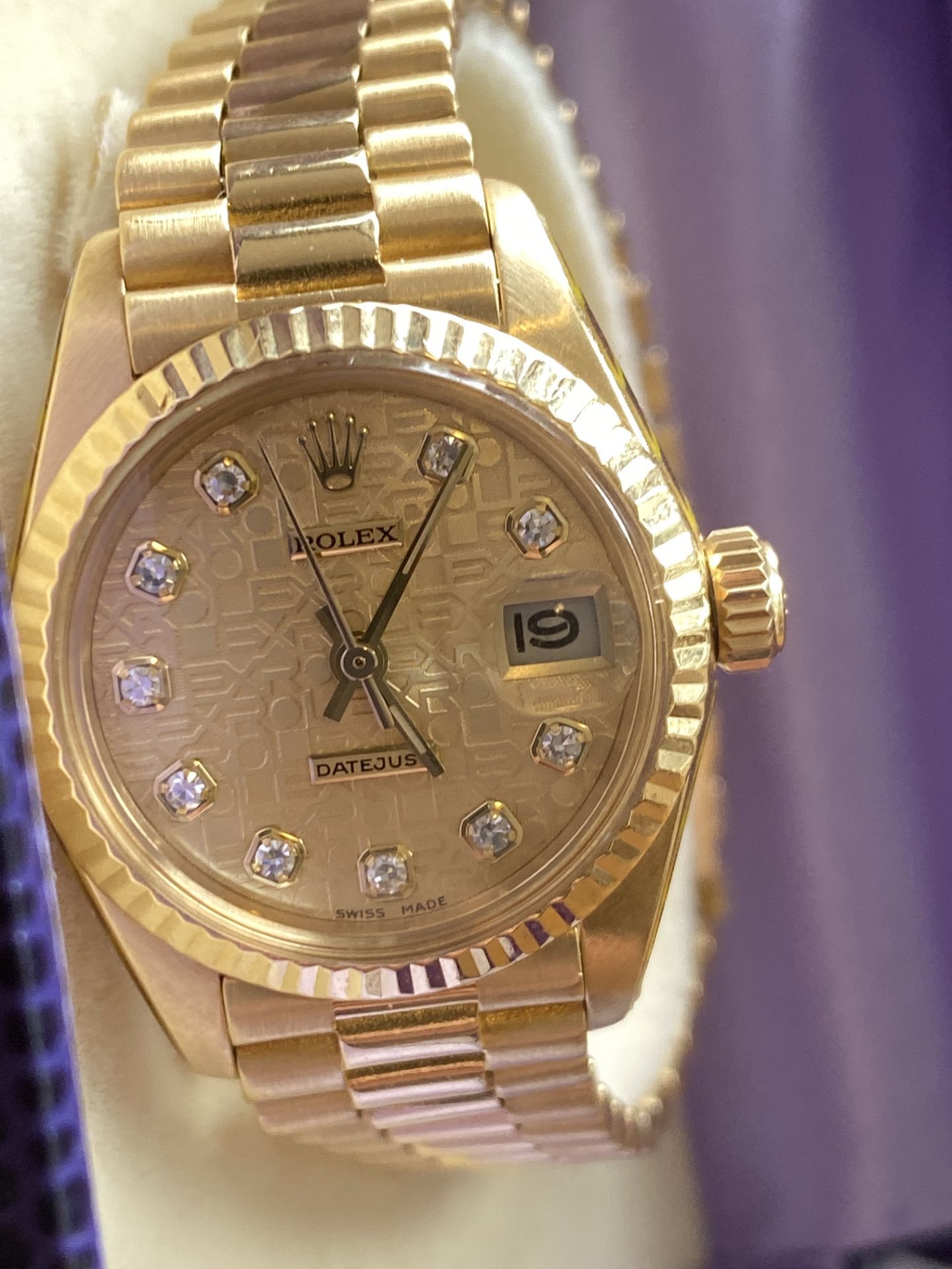 18CT GOLD LADIES ROLEX WITH DIAMOND DIAL WITH RECEIPT