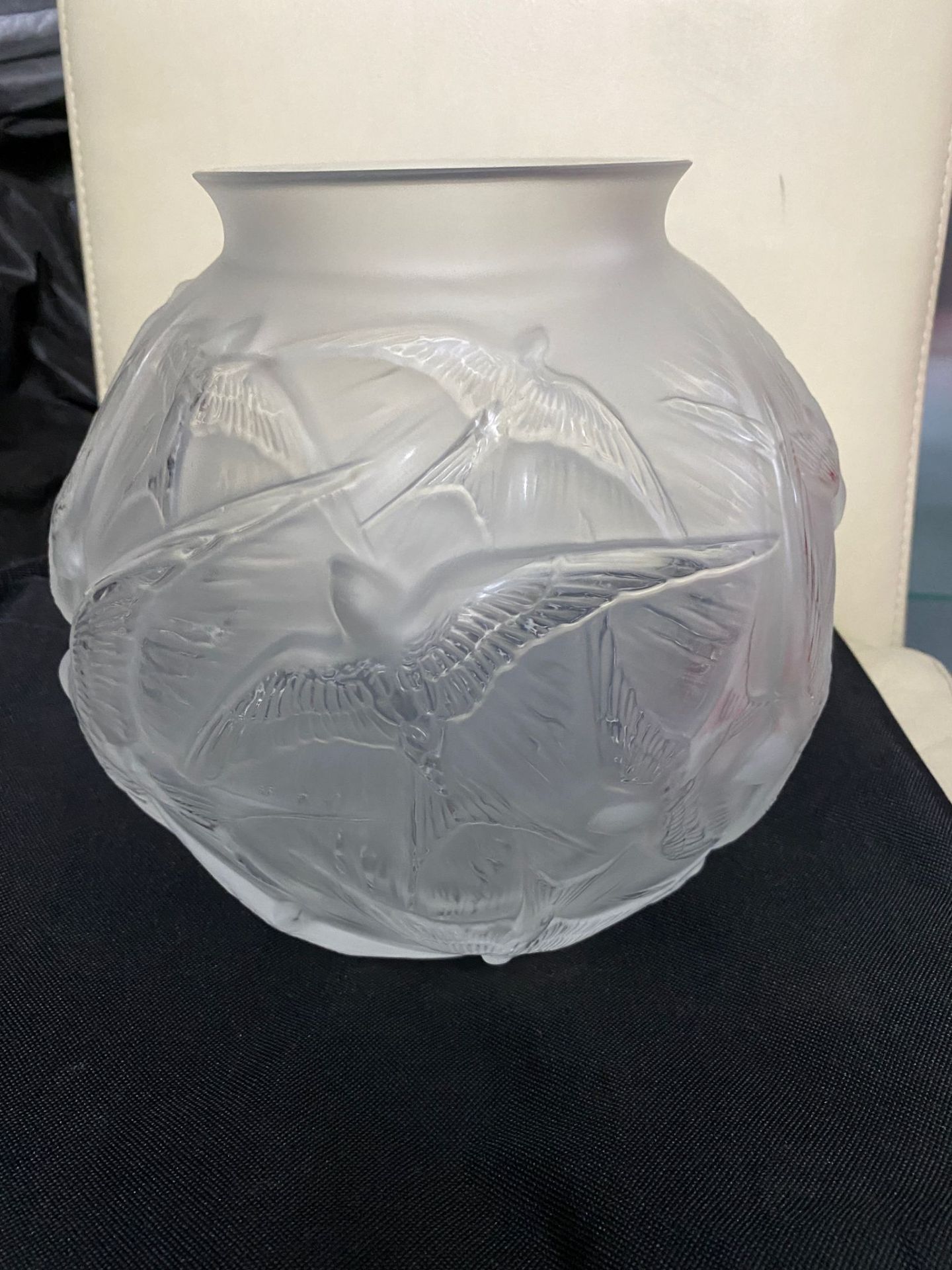 Lalique France Vase - Image 8 of 10