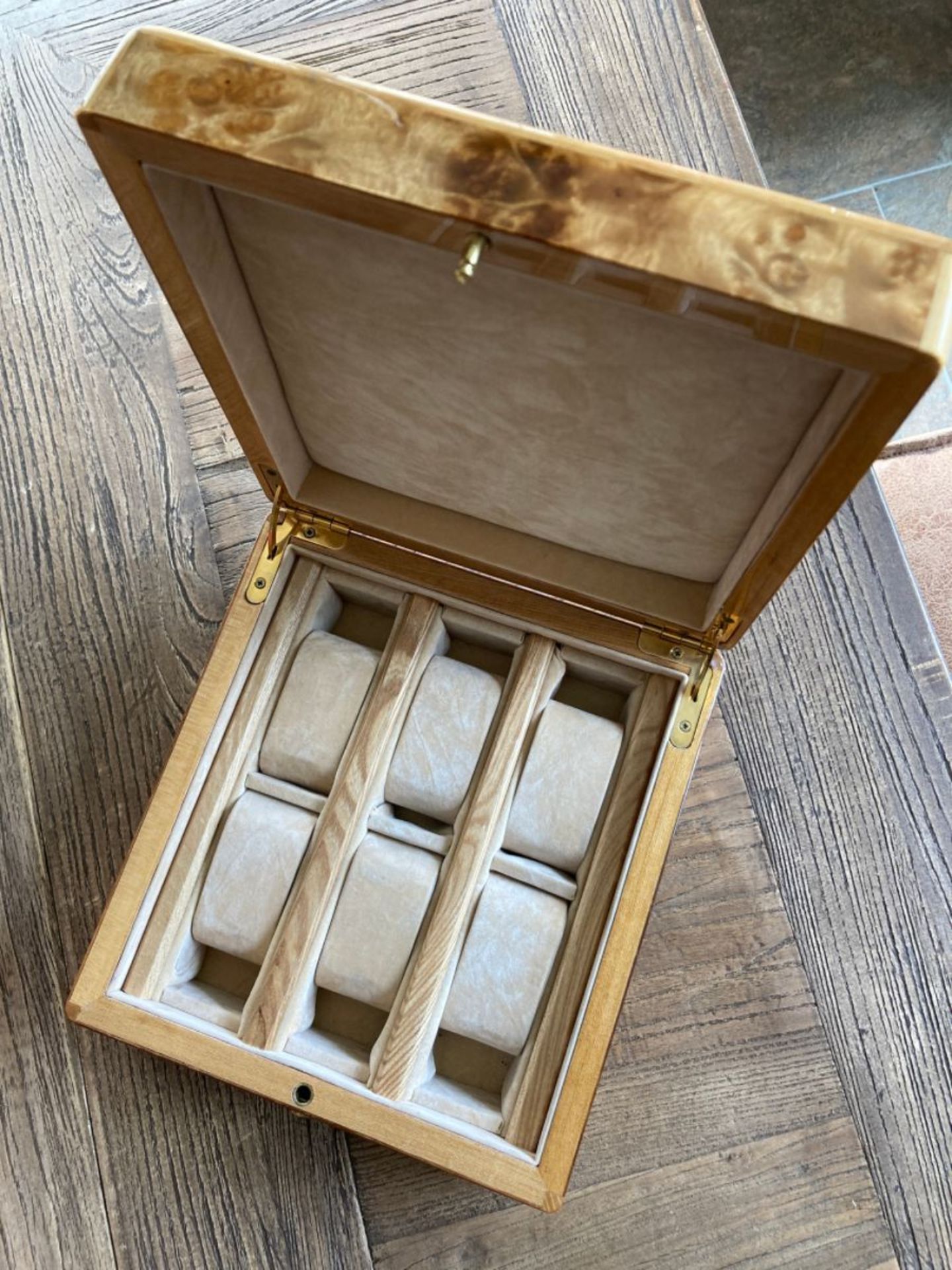 WATCH CASE/ WATCH STORAGE & DISPLAY BOX