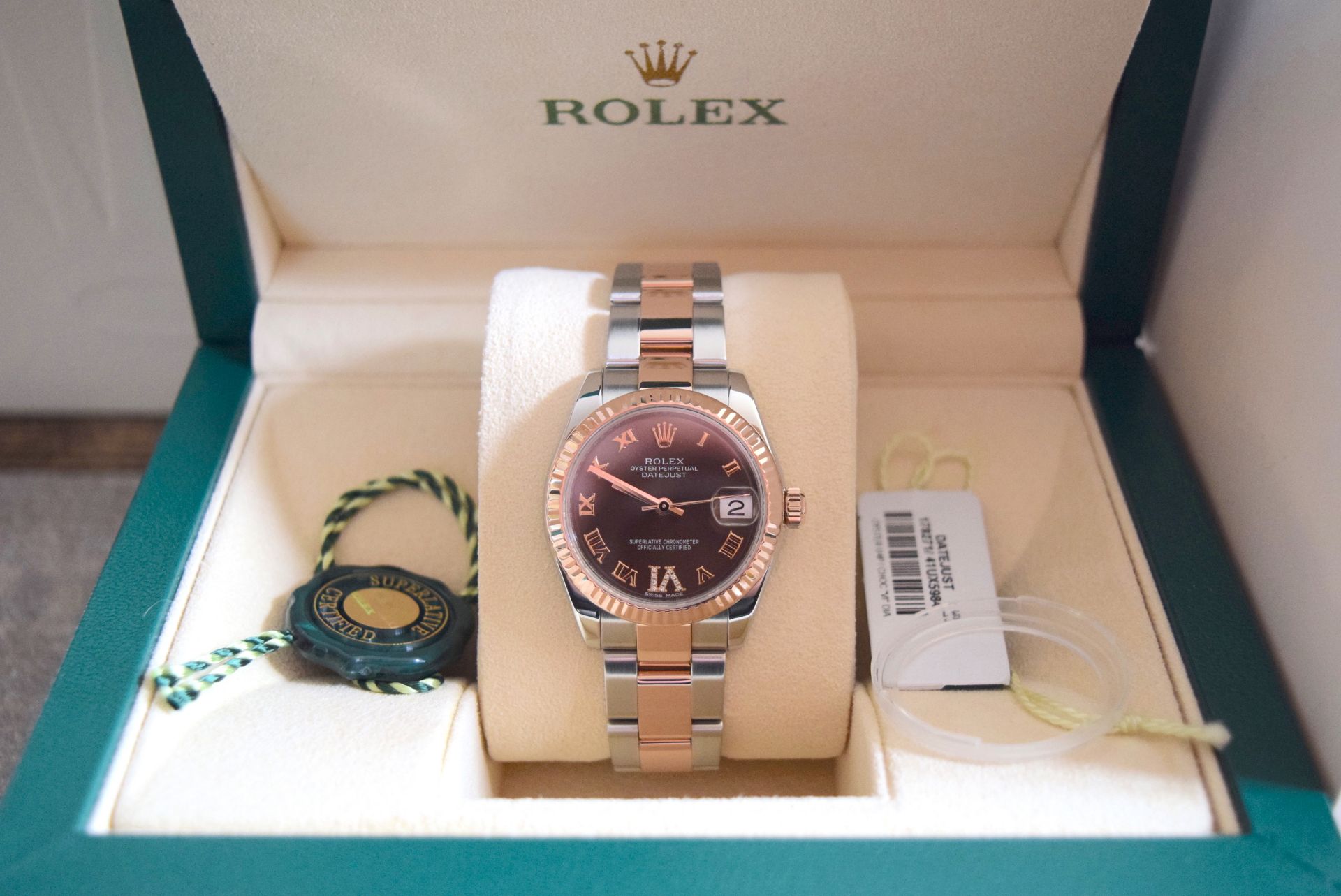 ROLEX 31MM “EVEROSE” DATEJUST, CHOCOLATE “VI” DIAMOND DIAL, REF. 178271 - Image 4 of 23