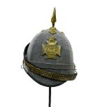 Queen's Westminster Volunteers helmet GREAT BRITAIN, EARLY 20TH CENTURY Cork and textile, the