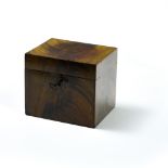 Tea box 19TH CENTURY ENGLISH WORK Mahogany and silver-plated metal. H : 13,5 cm Width : 15,5 cm