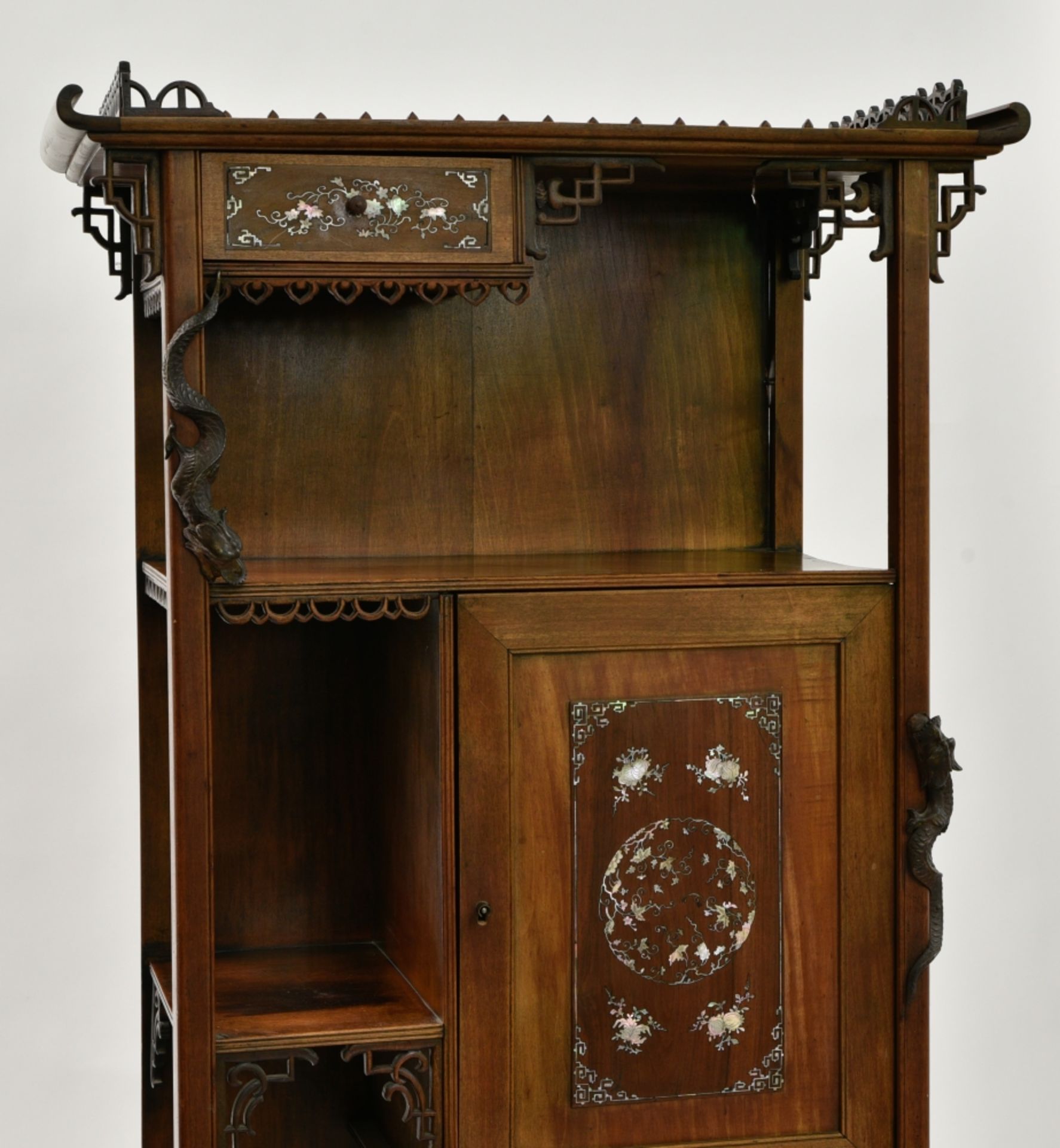 Gabriel VIARDOT (1830-1906) attributed to Collector's cabinet carved, stained, and burgautŽ wood, - Image 4 of 4