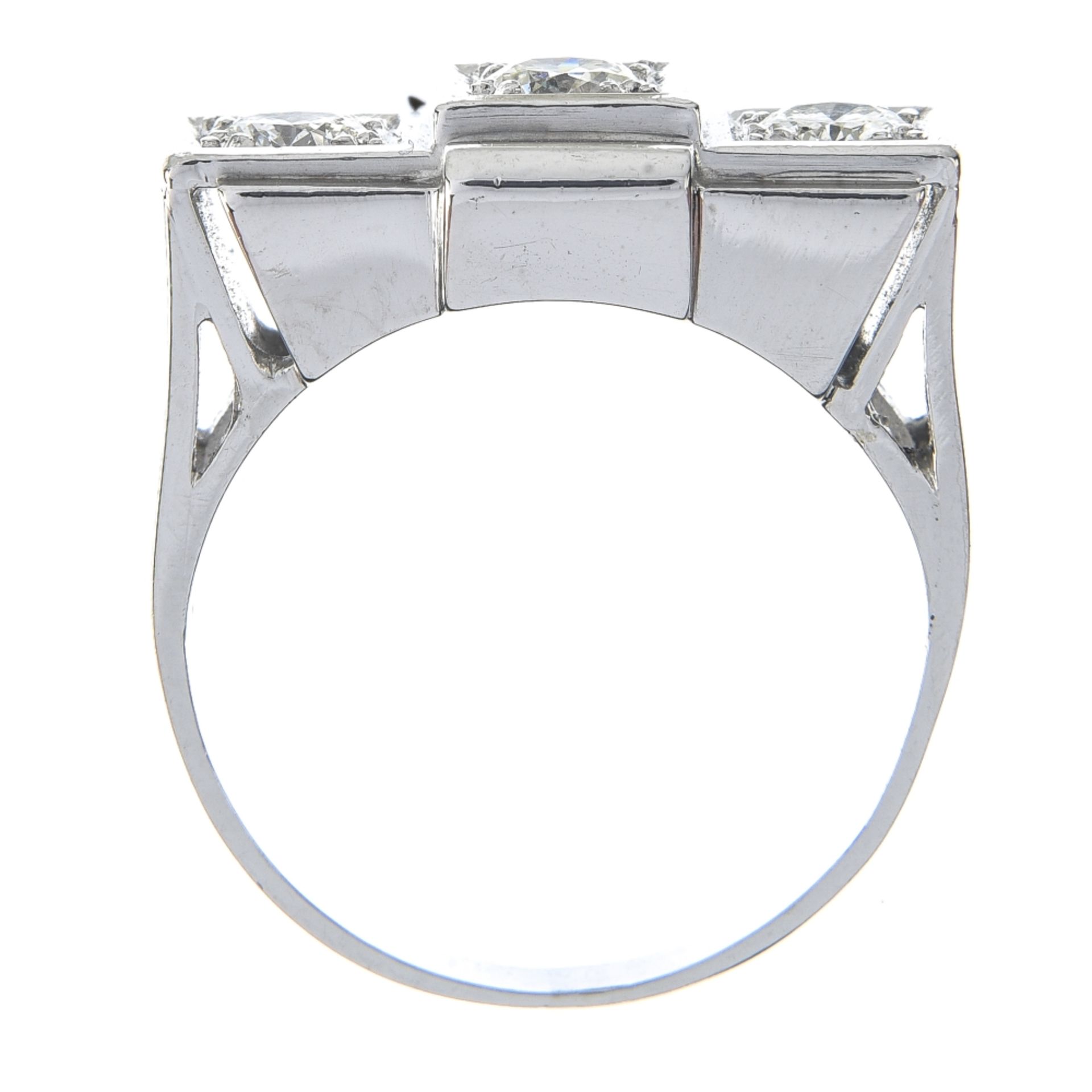 Trilogy tank ring Platinum, set with three brilliant-cut diamonds respectively weighing 0.30 ct - Image 3 of 3