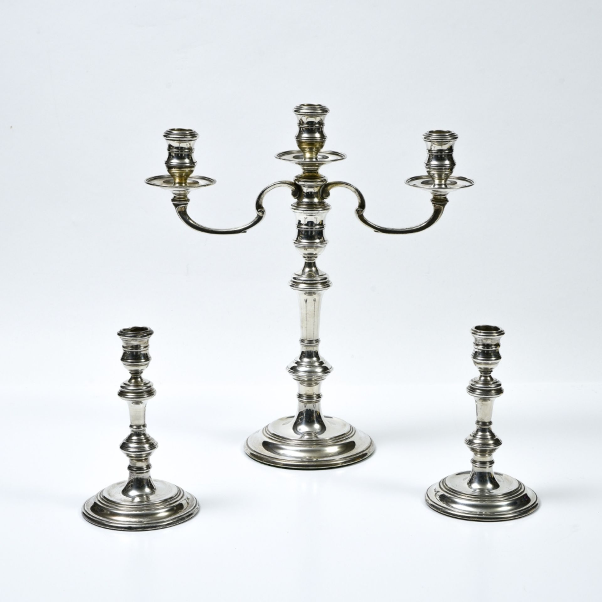 A chandelier and two candlesticks RICHARD COMYNS English silver, silversmiths' hallmarks on each