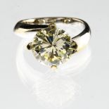 Solitaire ring 18 kt white gold, set with a yellow brilliant-cut diamond weighing approx. 4 ct,