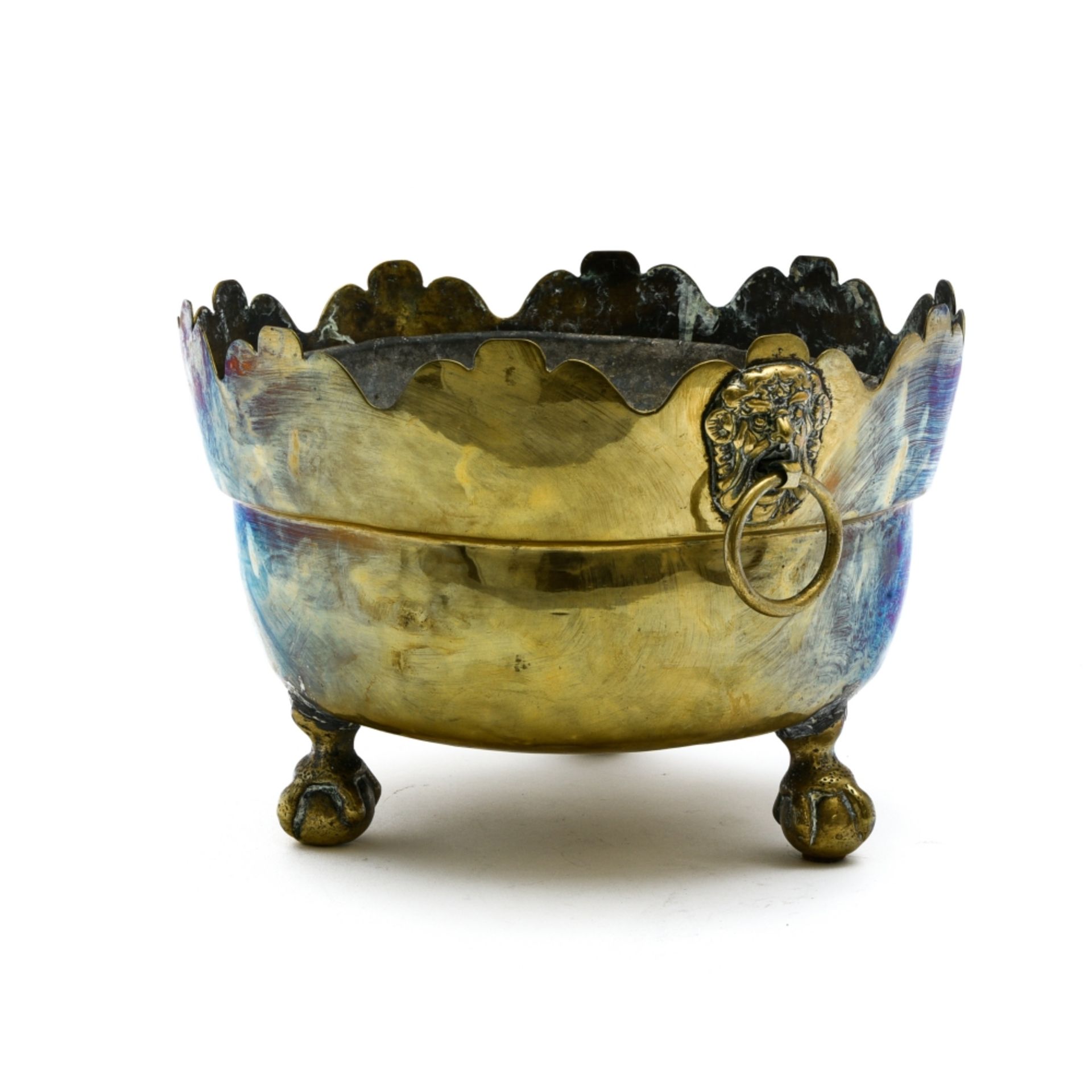 Planters with satyr heads 19TH CENTURY WORK Gilt brass, removable zinc container, claw feet H : 22,5 - Image 2 of 2