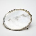 George III plate LONDON, 1818 sterling silver. Hallmarks: guarantee, letter-date C for 1818, and