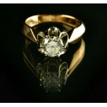 Solitaire ring RUSSIAN WORK, SOVIET ERA 14 kt rose gold, set with a +/- 0.90 ct diamond (SI3) and