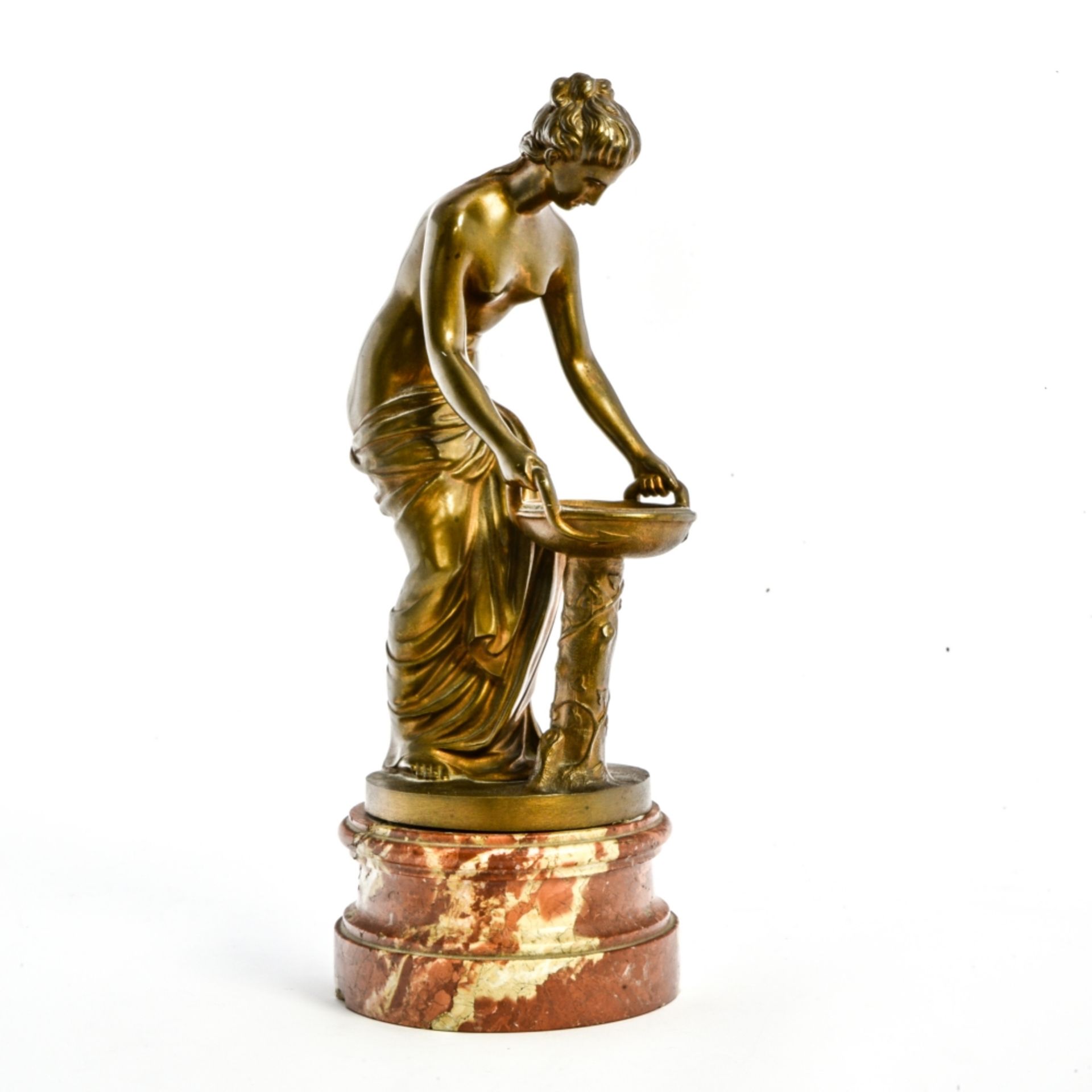 Vintage woman doing her toilette 20TH CENTURY WORK Bronze sculpture with golden patina. Red marble - Image 2 of 3