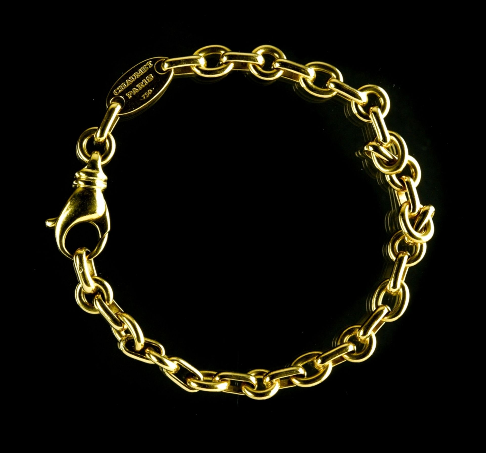 CHAUMET Bracelet 18 kt yellow gold, with a jaseron chain, numbered 464702, signed CHAUMET PARIS.